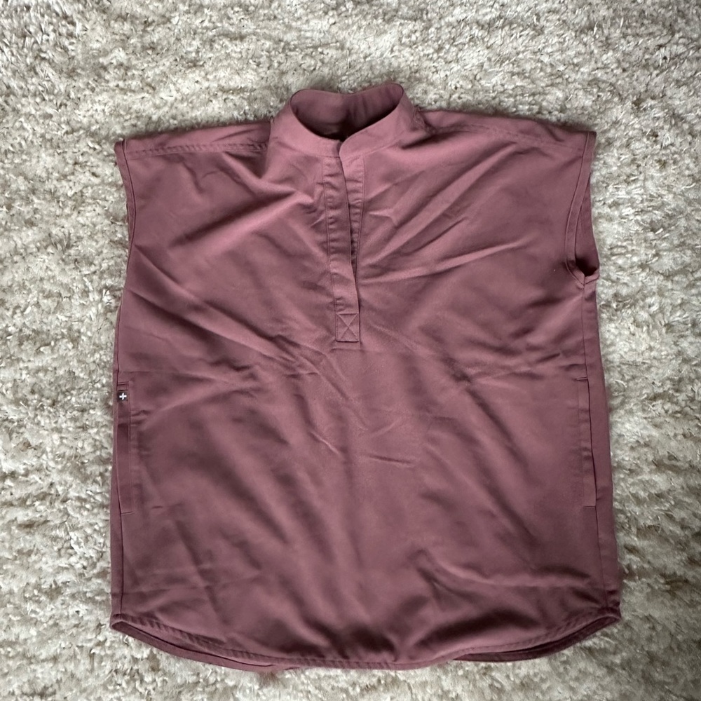 FIGS mauve xxs scrubs top